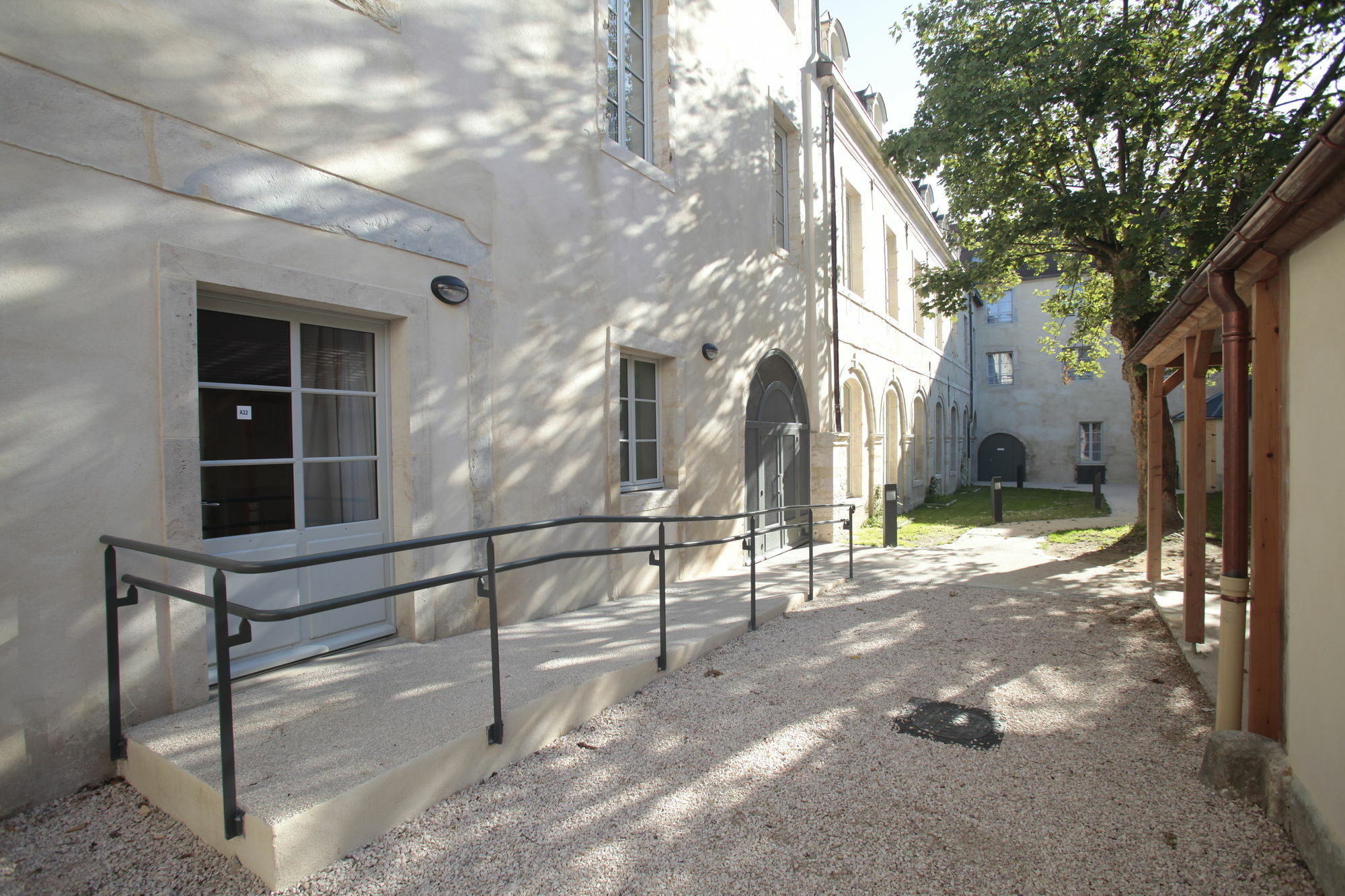 Odalys City Dijon Les Cordeliers Aparthotel Exterior photo